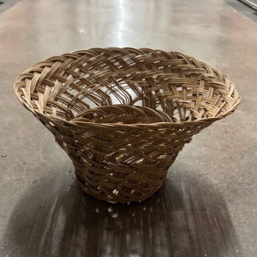 Vintage Round Wicker Basket Planter Sunburst Base Boho Farmhouse Decor